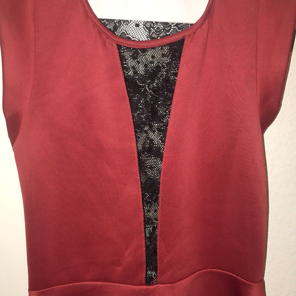 Dress - Picture 2 of 4